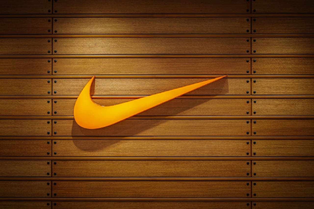 Nike e outras empresas são investigadas por suposto trabalho forçado