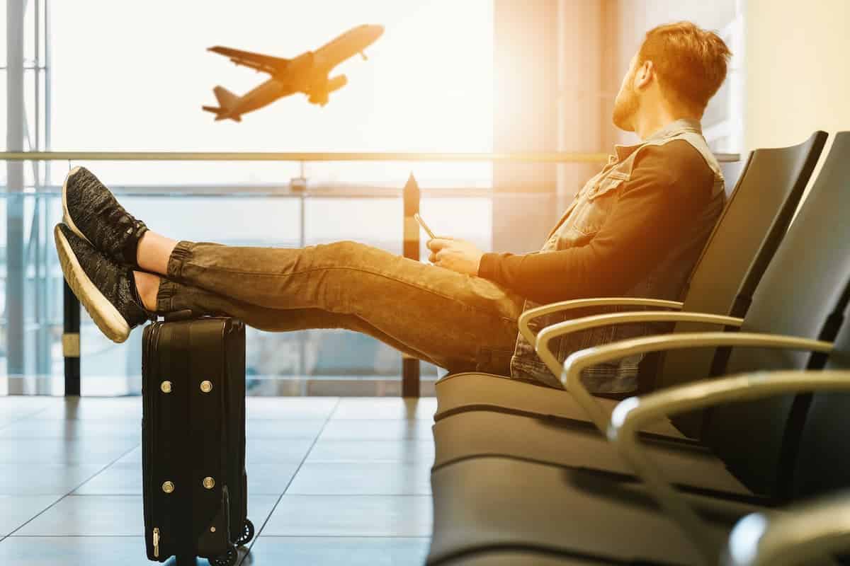 Saiba como comprar passagens aéreas por R$ 200 pelo Voa Brasil