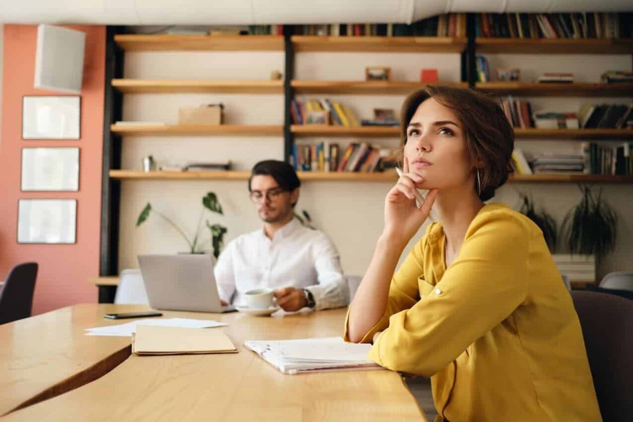 Brasileiros que trabalham NESTA área podem ter portas abertas para trabalhar no exterior; confira