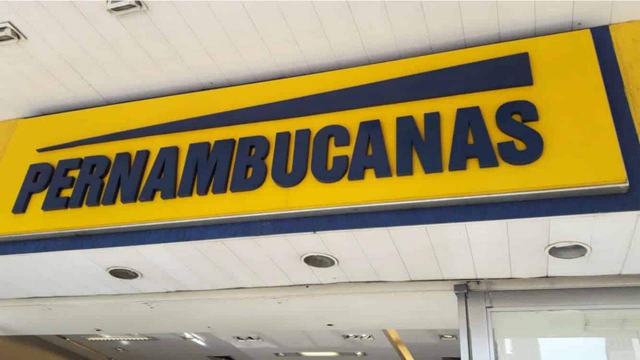 Fachada de uma loja Pernambucanas