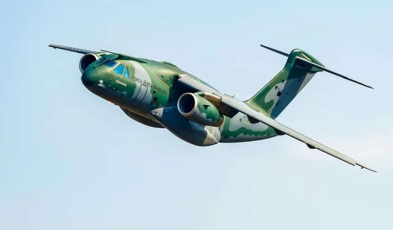 FAB indo resgatar brasileiros em Israel