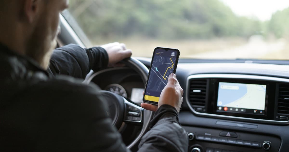 INSS pode garantir muitos benefícios a motoristas de aplicativo; confira