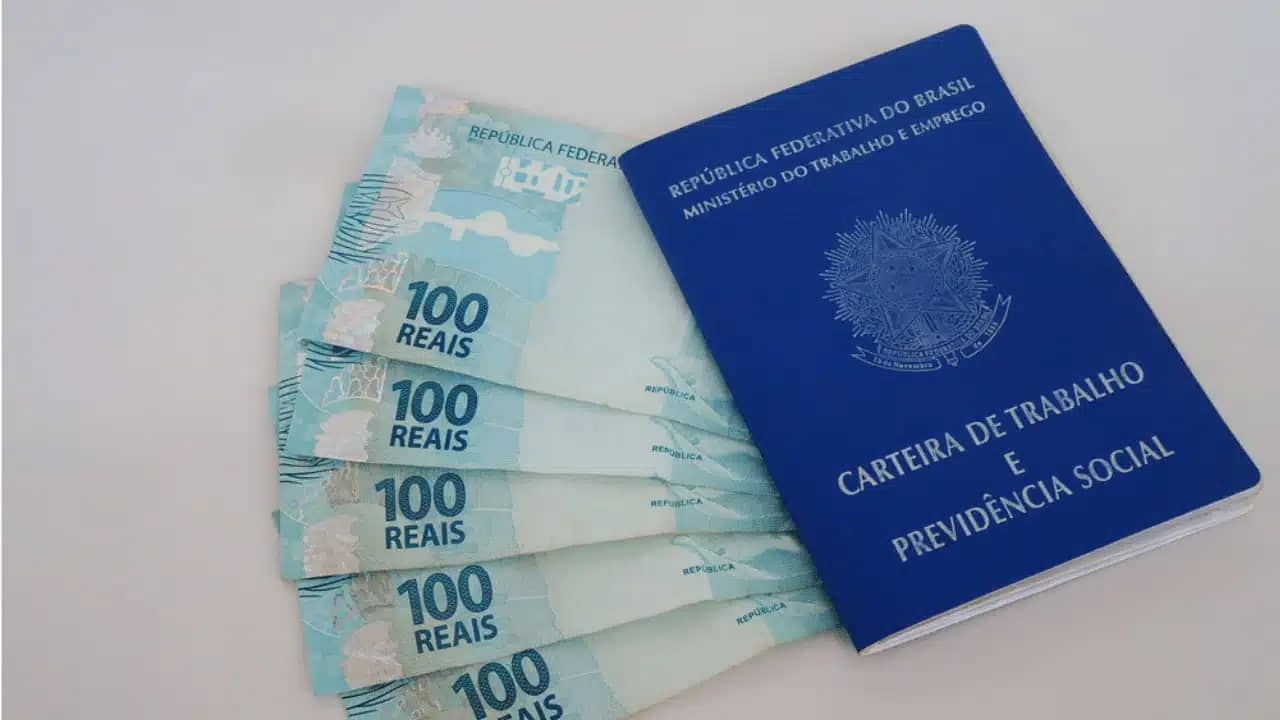 Salário bônus será pago este mês aos trabalhadores: veja se você recebe!