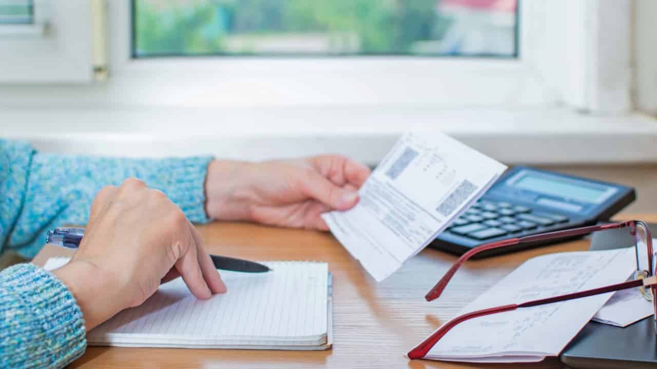 Isenção na conta de água por 6 meses, veja quem tem direito!