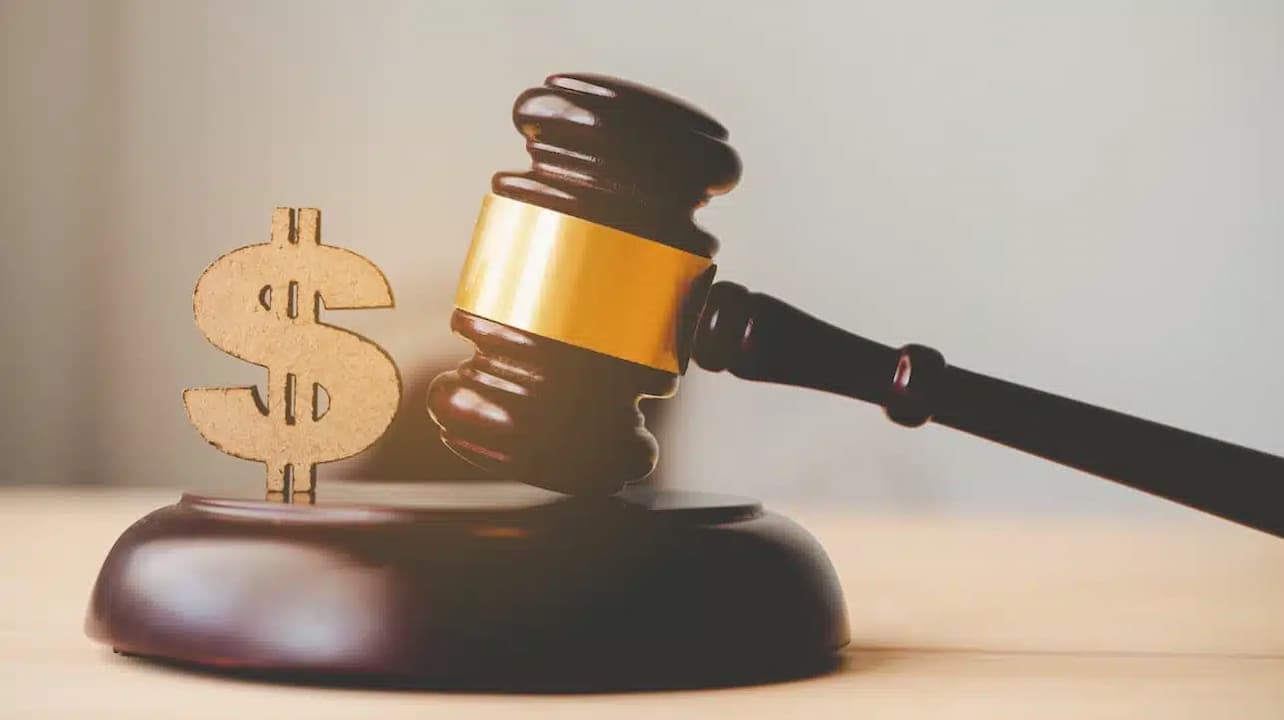 Bancos são condenados por cobrar ‘dívida infinita’ de aposentados