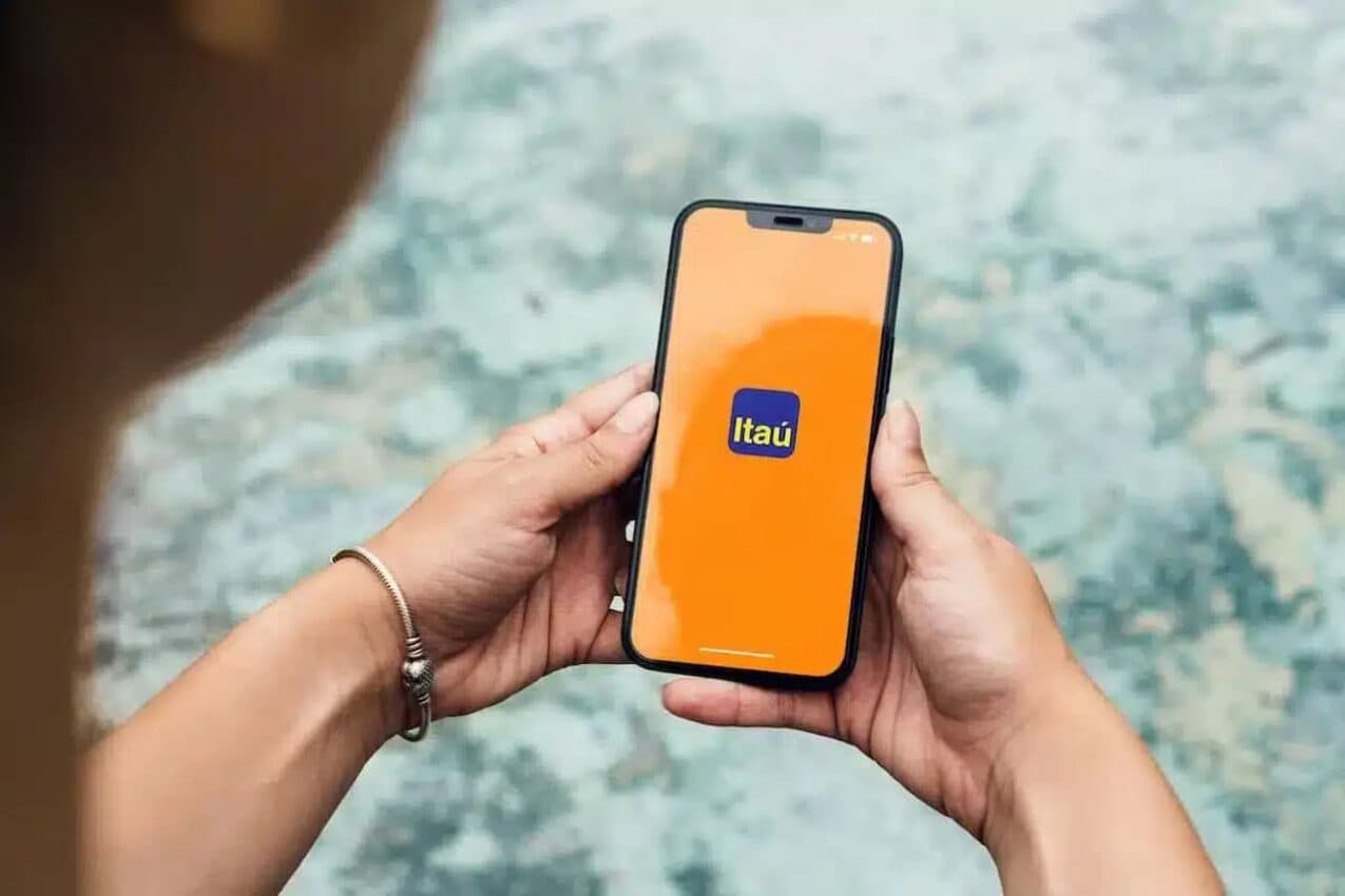 Itaú melhor que Nubank? Banco libera conta com rendimento automático a partir de R$ 2
