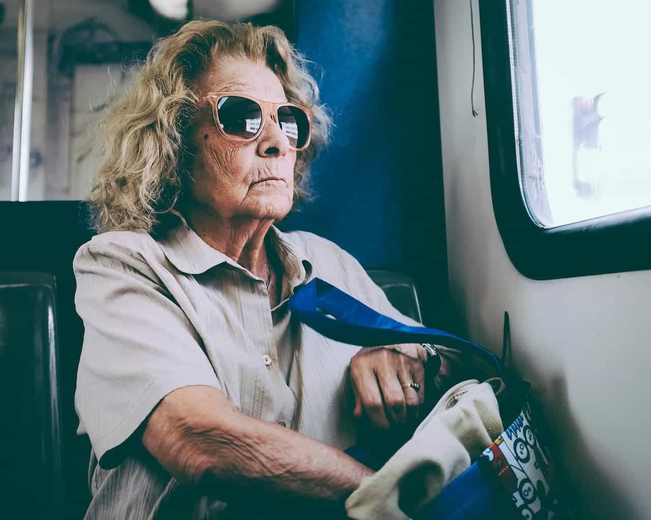 cartão de ônibus idoso