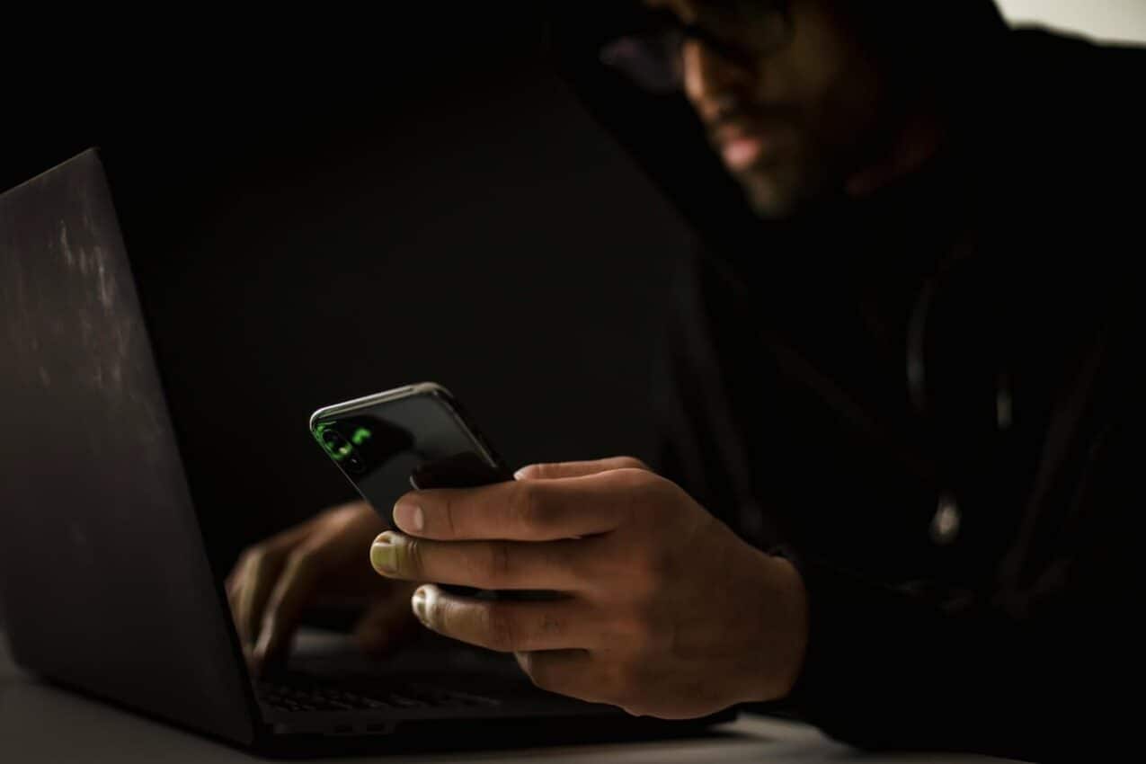 fraudes digitais inss whatsapp golpes apps