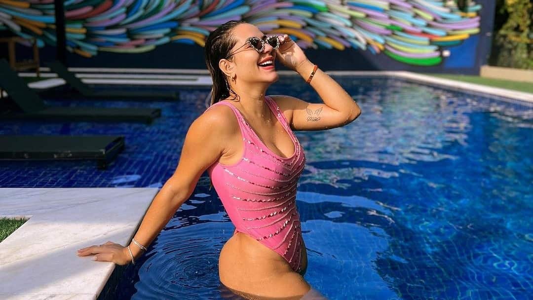 deolane bezerra