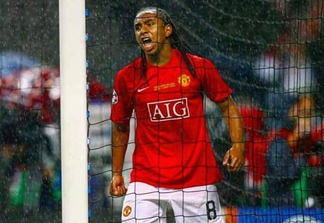 Ex-Manchester United e dupla Grenal tem prisão decretada por não pagar pensão alimentícia