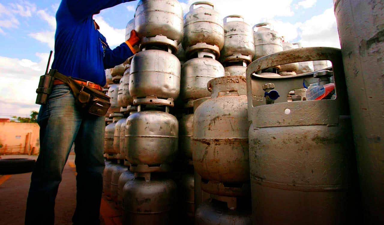 auxílio gás gás de cozinha governo