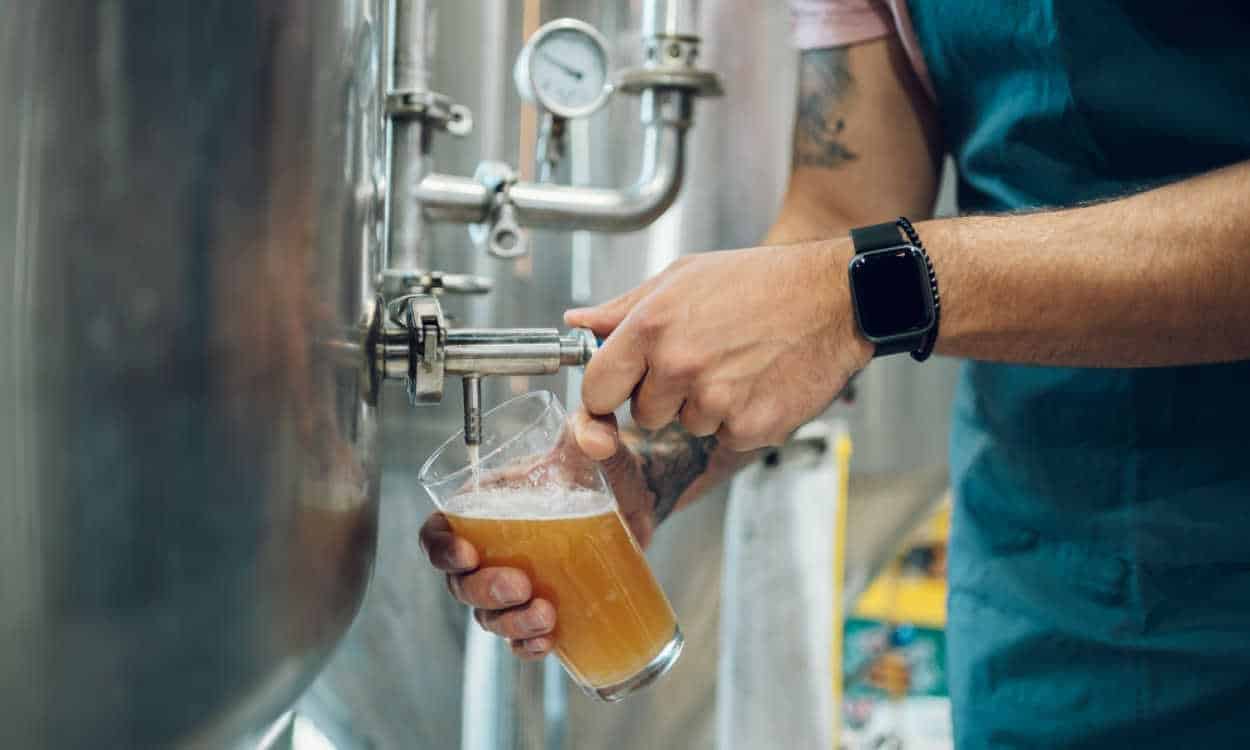 Cervejaria encerra suas atividades no Brasil e anuncia demissões em massa