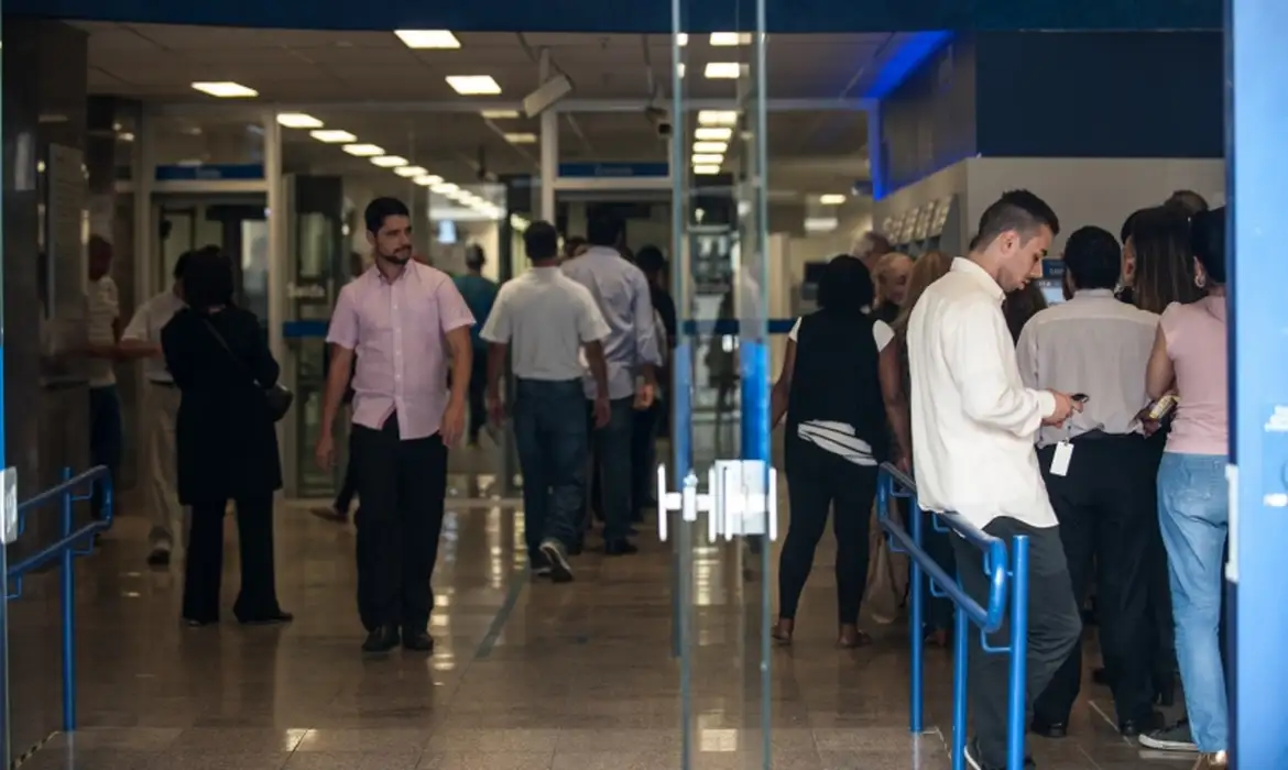 Bancos abrem dia 31 de Dezembro? Confira
