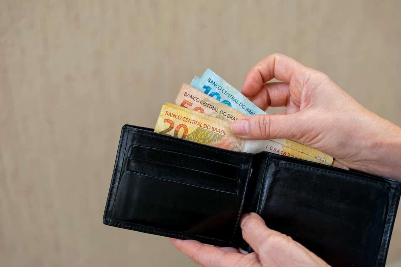 Essas notas de real serão retiradas de circulação! Veja se você ainda tem alguma em casa