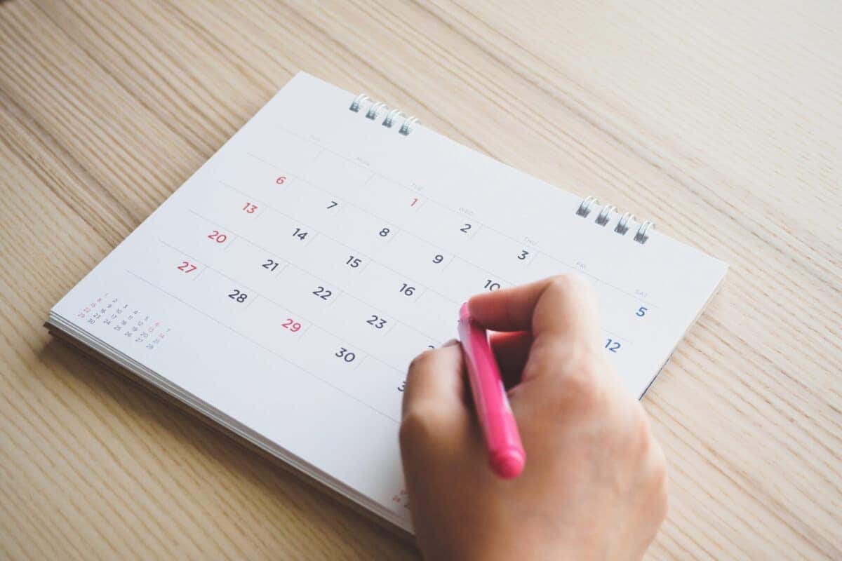 calendário pé de meia dias úteis
