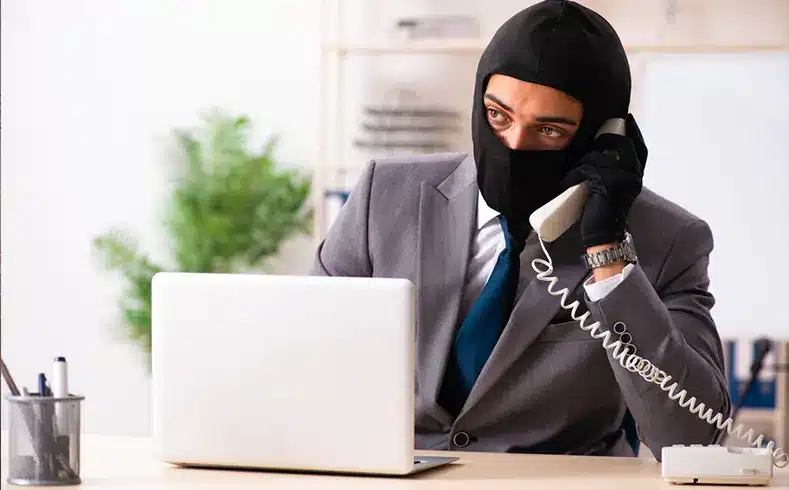 Atenção: golpe do recibo cresce entre vendedores; saiba como identificar recibos falsos