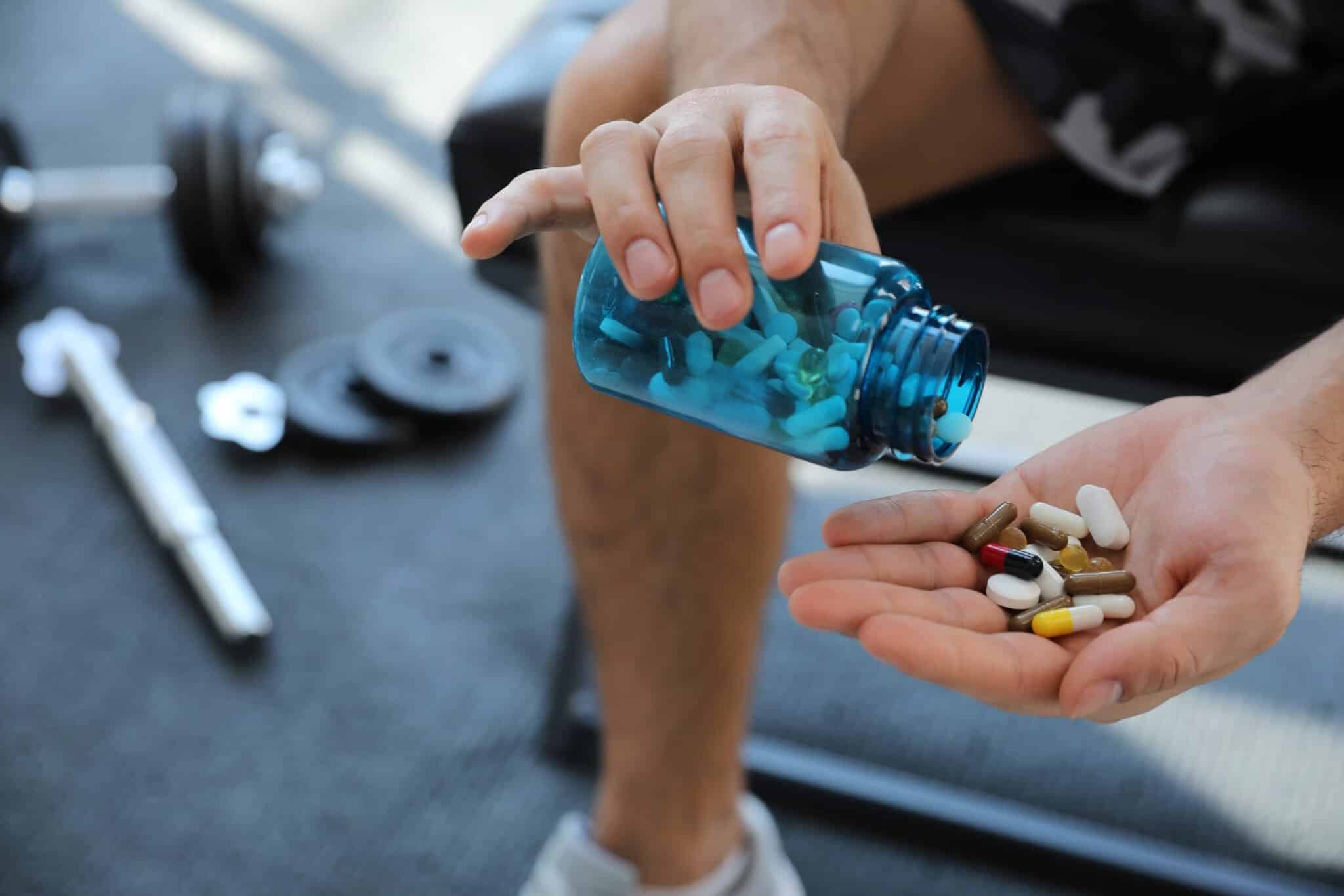 Anvisa proíbe 32 suplementos por risco sanitário, veja quais estão banidos