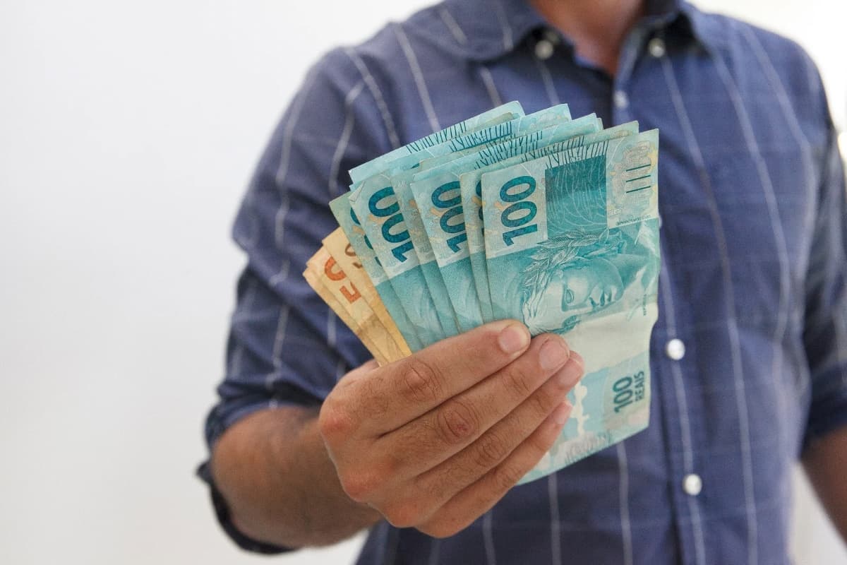 Câmara antecipa o 13º e libera pagamento aos comissionados