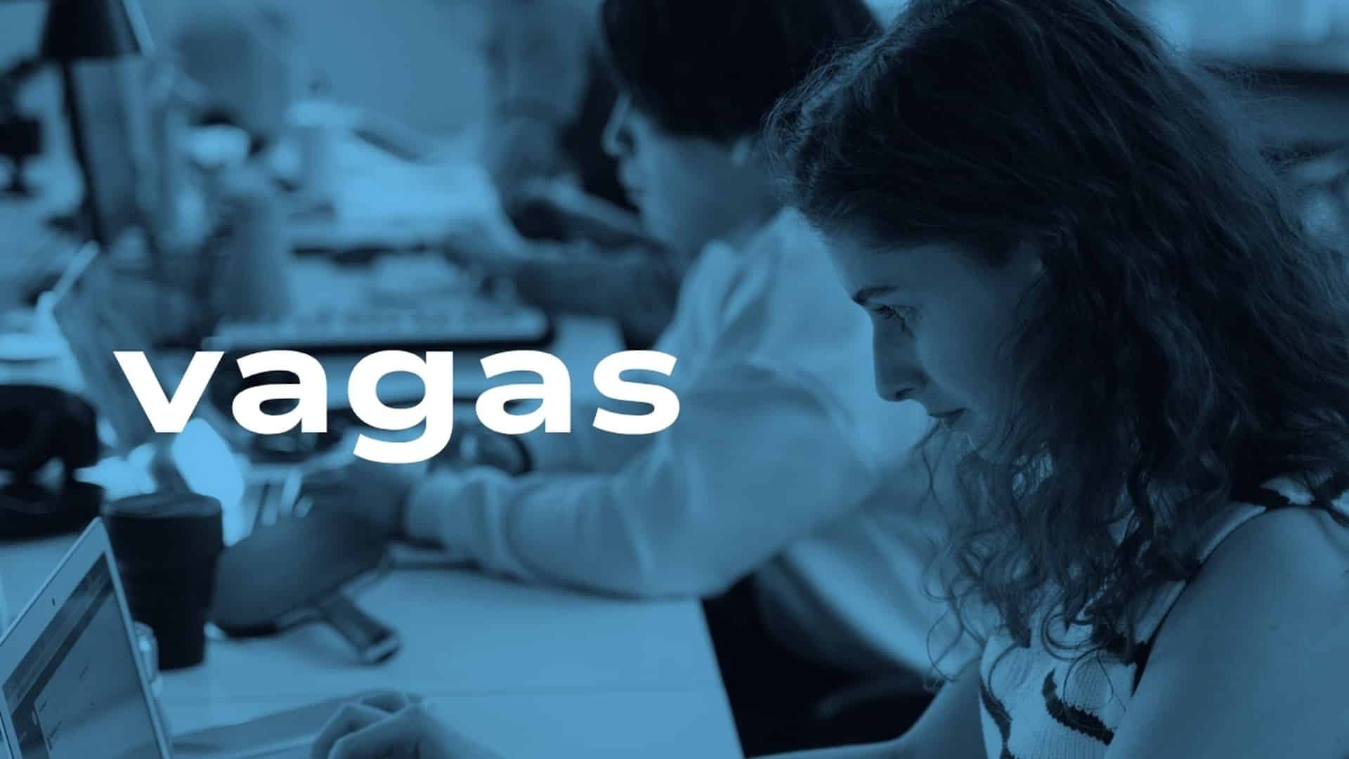 Empresa abre vagas de R$ 25 mil para especialistas em IA: Veja como participar hoje