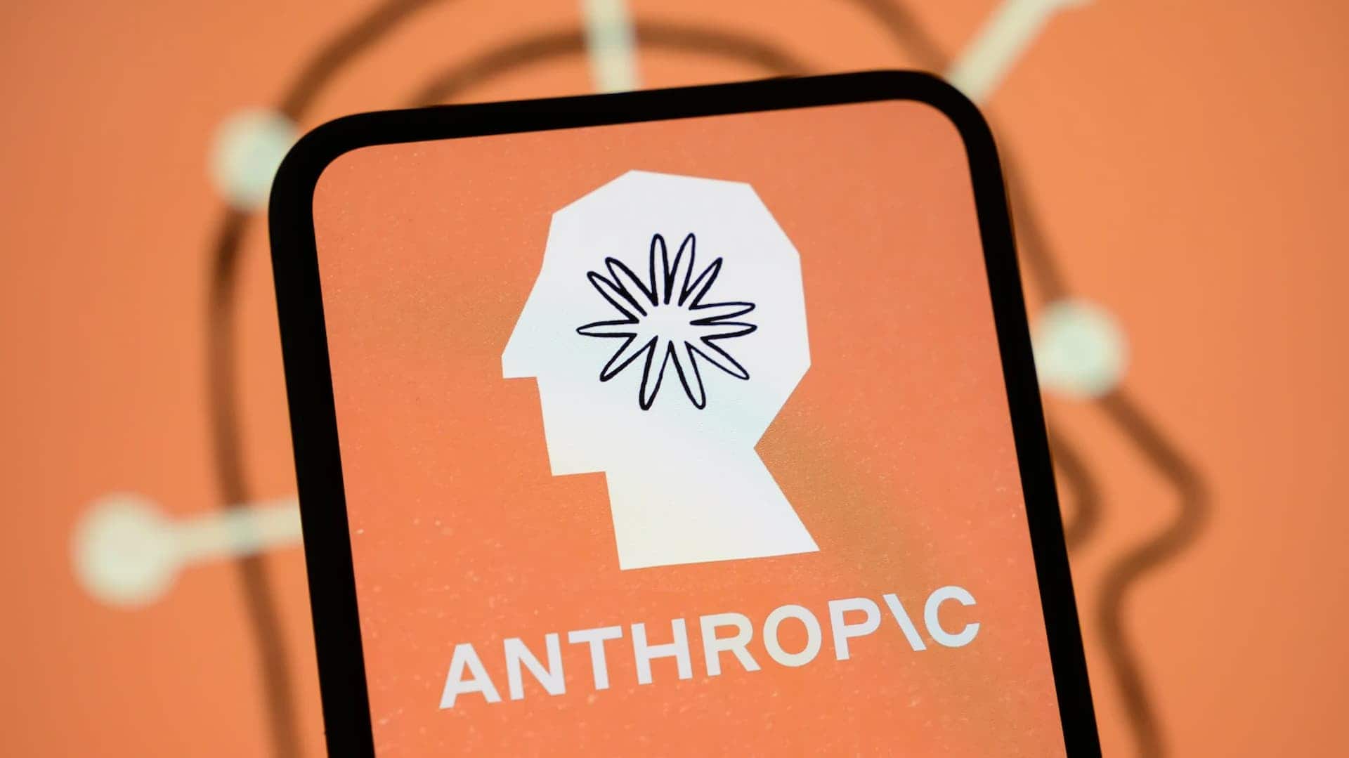 Nova IA da Anthropic combina desempenho elevado e restrições de uso