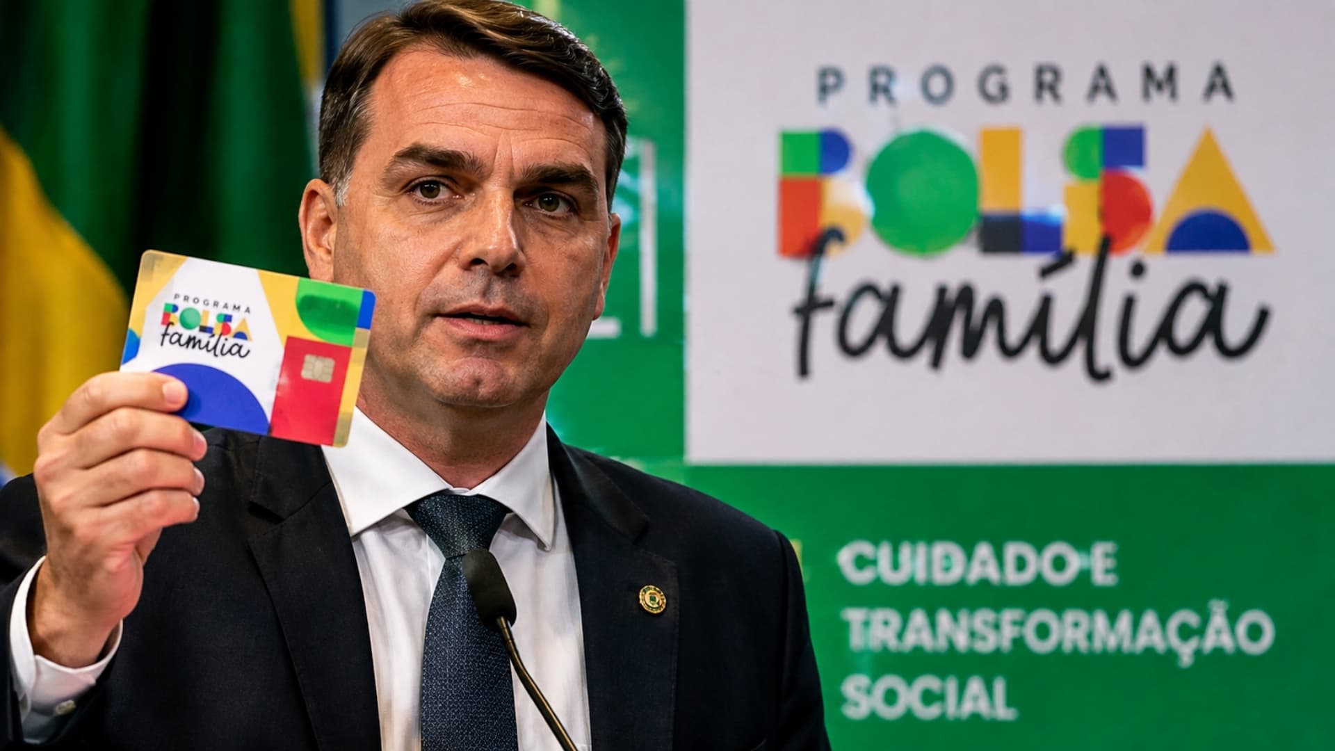 Flávio diz que manterá Bolsa Família, mas benefício não será destino final