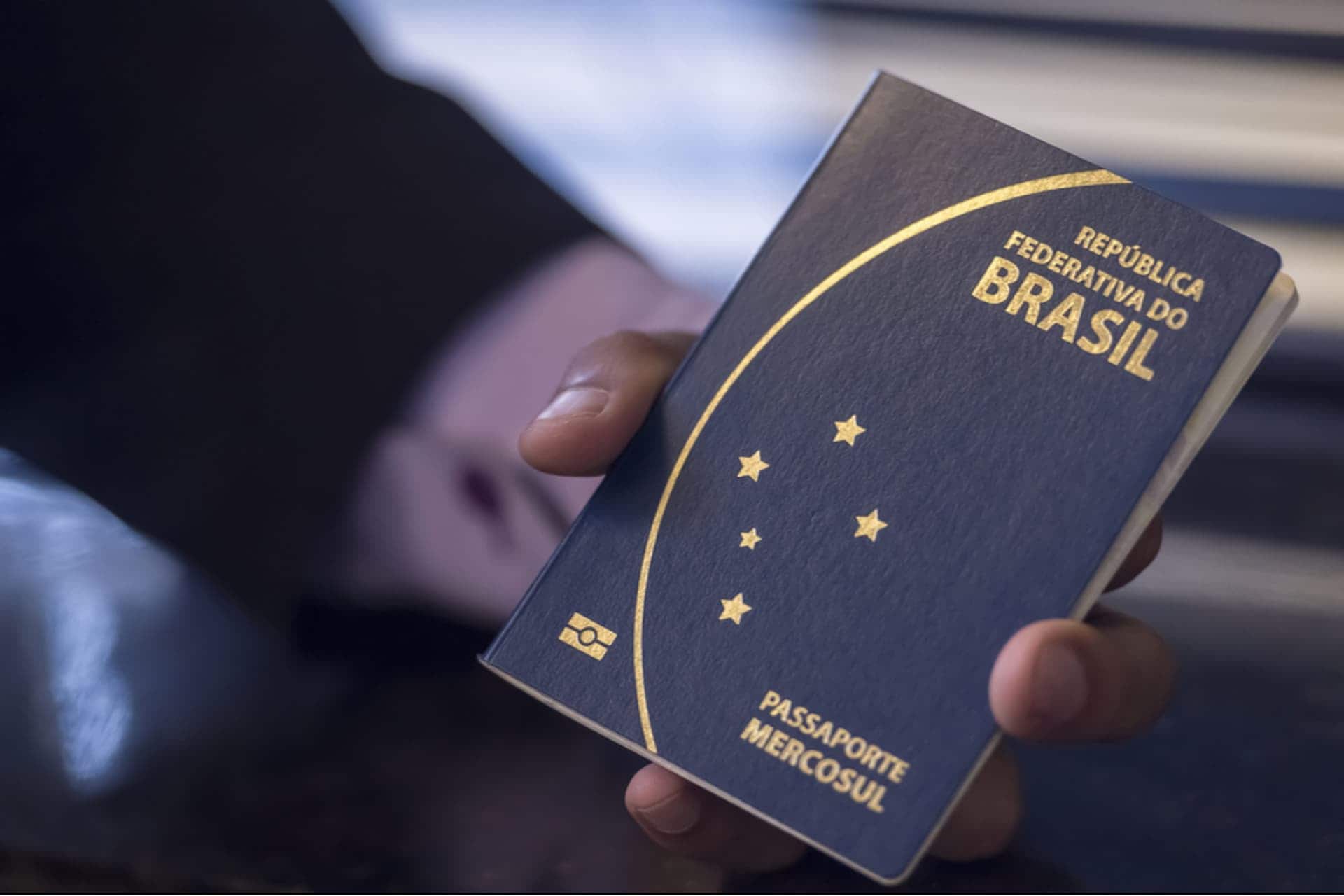 Passaporte não pode ser retido automaticamente por dívida trabalhista, diz TST