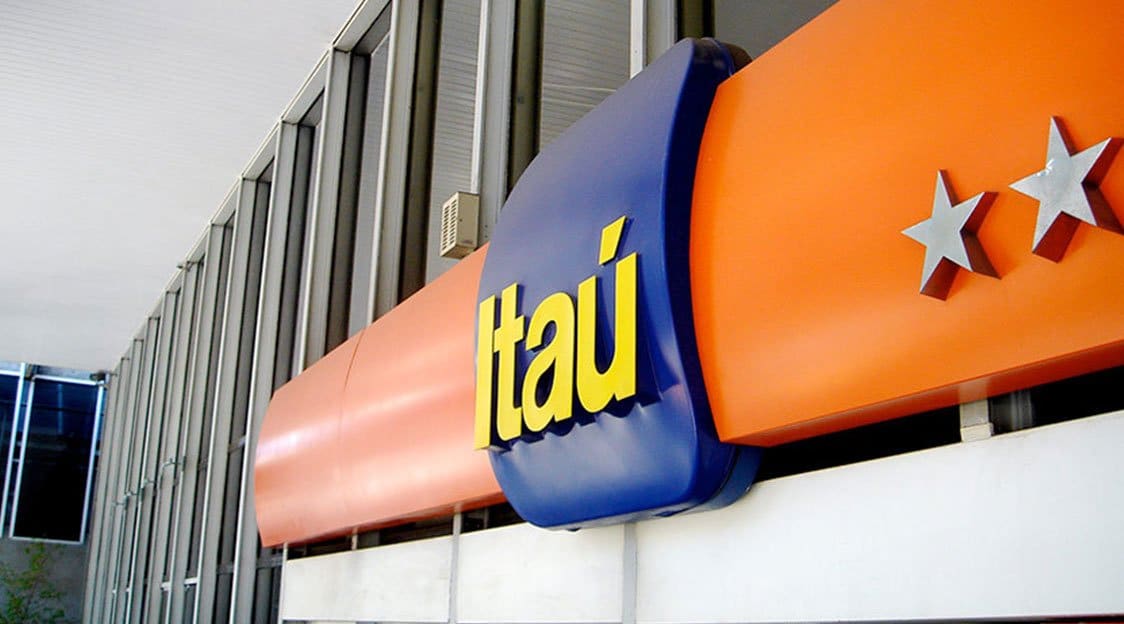 Itaú é criticado na web por sugerir investimentos em “apoio a Bolsonaro”