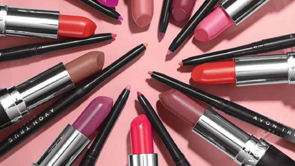 Parceria entre Mastercard Surpreenda e Avon premia clientes com um produto grátis
