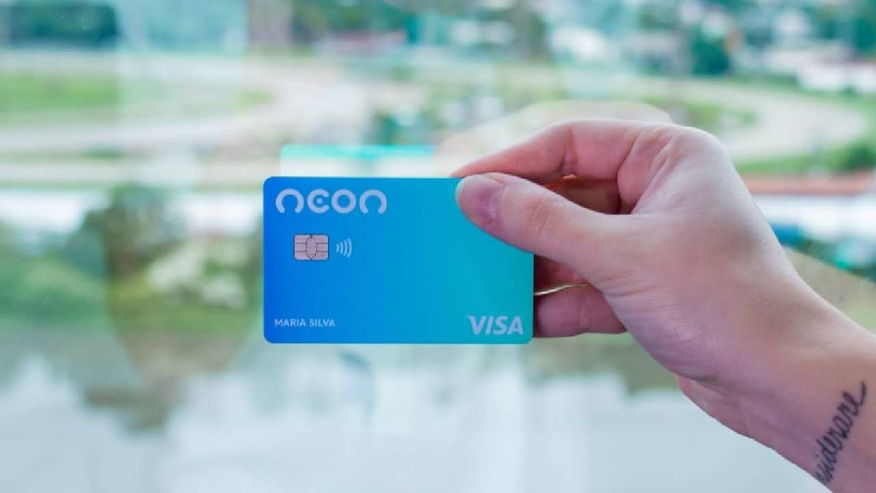 Banco Central ordena cancelamento das atividades do Banco Neon. Saiba mais detalhes.