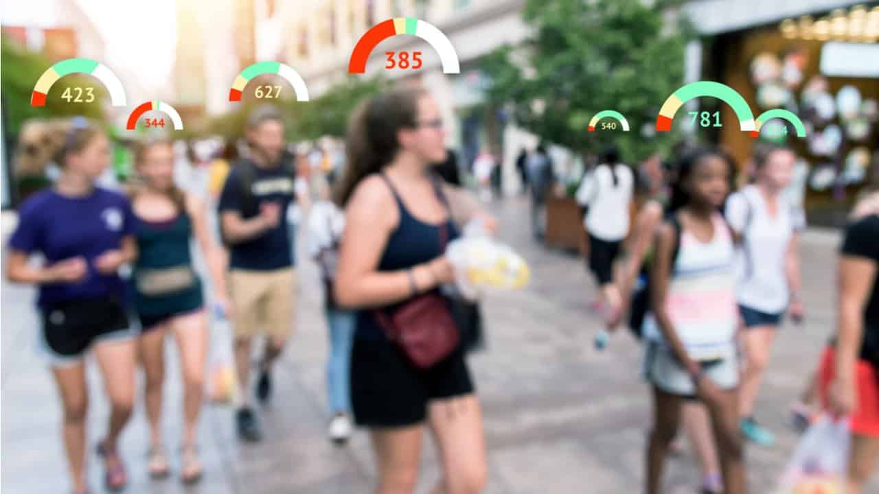 Desvendando mitos: conheça 7 coisas que não baixam o seu score