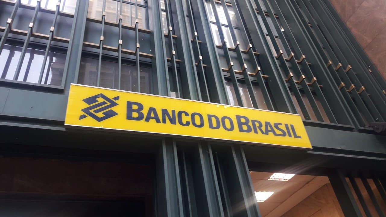Prepare-se: concurso Banco do Brasil é confirmado com salários até R$ 4 mil