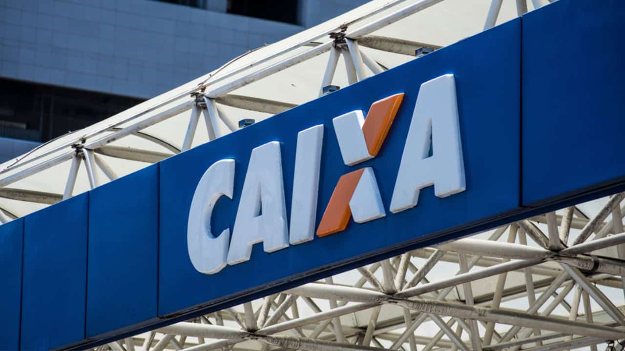 Caixa paralisa cobrança de dívidas de clientes e reduz juros em até 23%