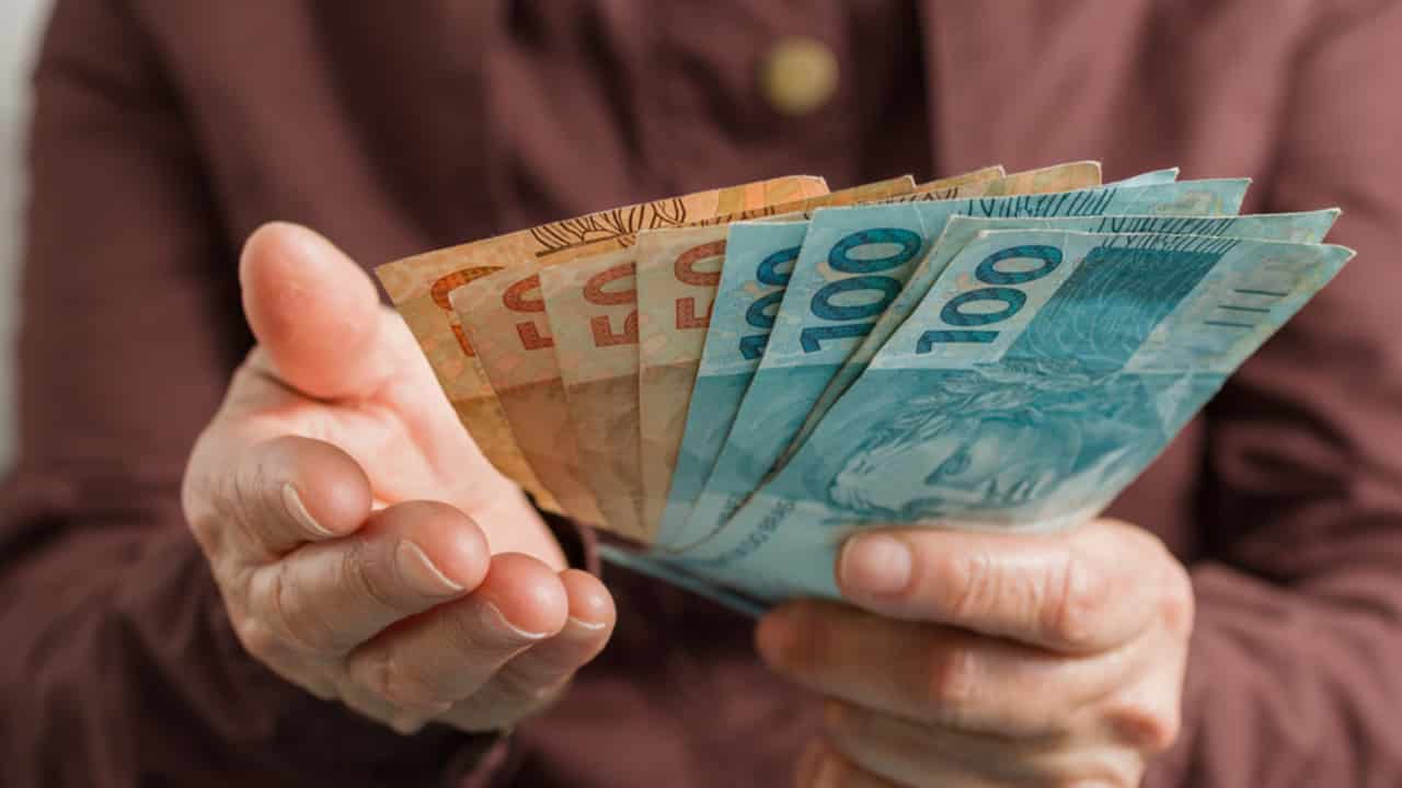 Projeto de lei garante seguro-desemprego para MEIs durante pandemia do coronavírus