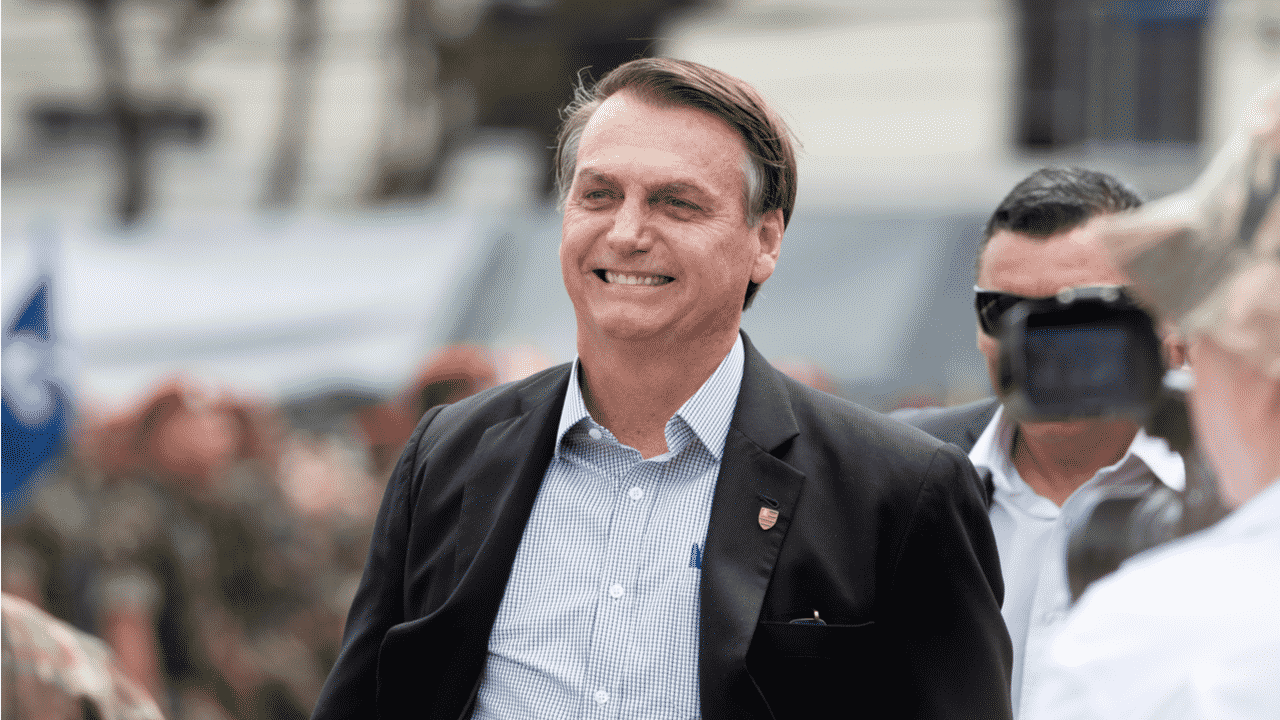 Pix de R$ 1 para Bolsonaro viraliza e trava campanha do presidente