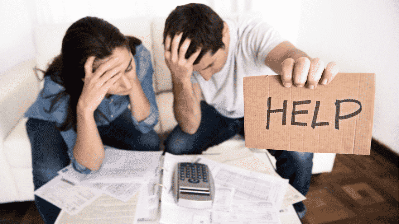 82,2% dos inadimplentes no SPC/SERASA sofreram impacto emocional negativo pelas dívidas