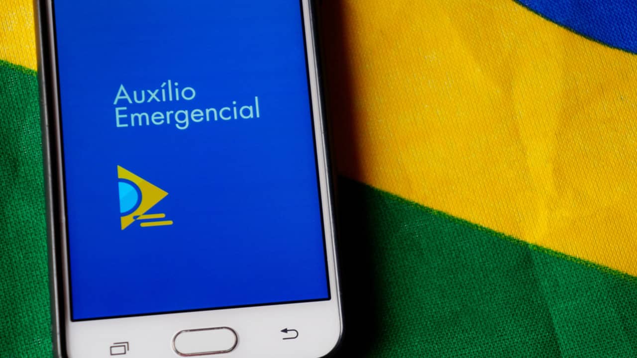 Sua família pode ter direito a ganhar R$ 1800 de auxílio emergencial e você nem sabe