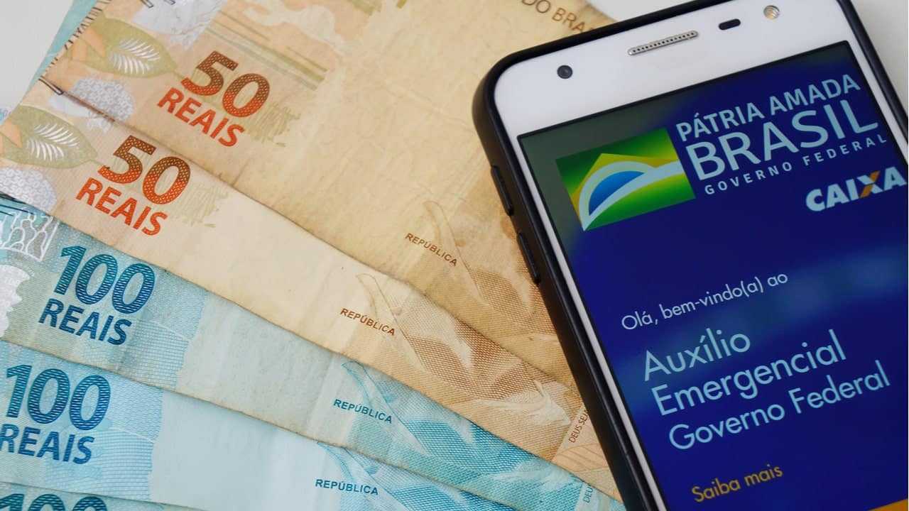 Quase 30% dos pedidos de Auxílio Emergencial são NEGADOS pelo governo