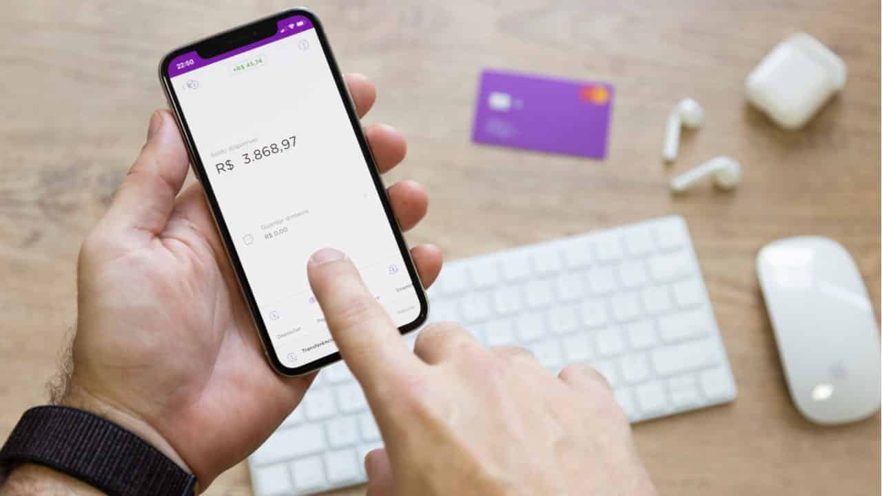 Qual a posição sobre política de pagamentos do Nubank durante a pandemia de coronavírus?