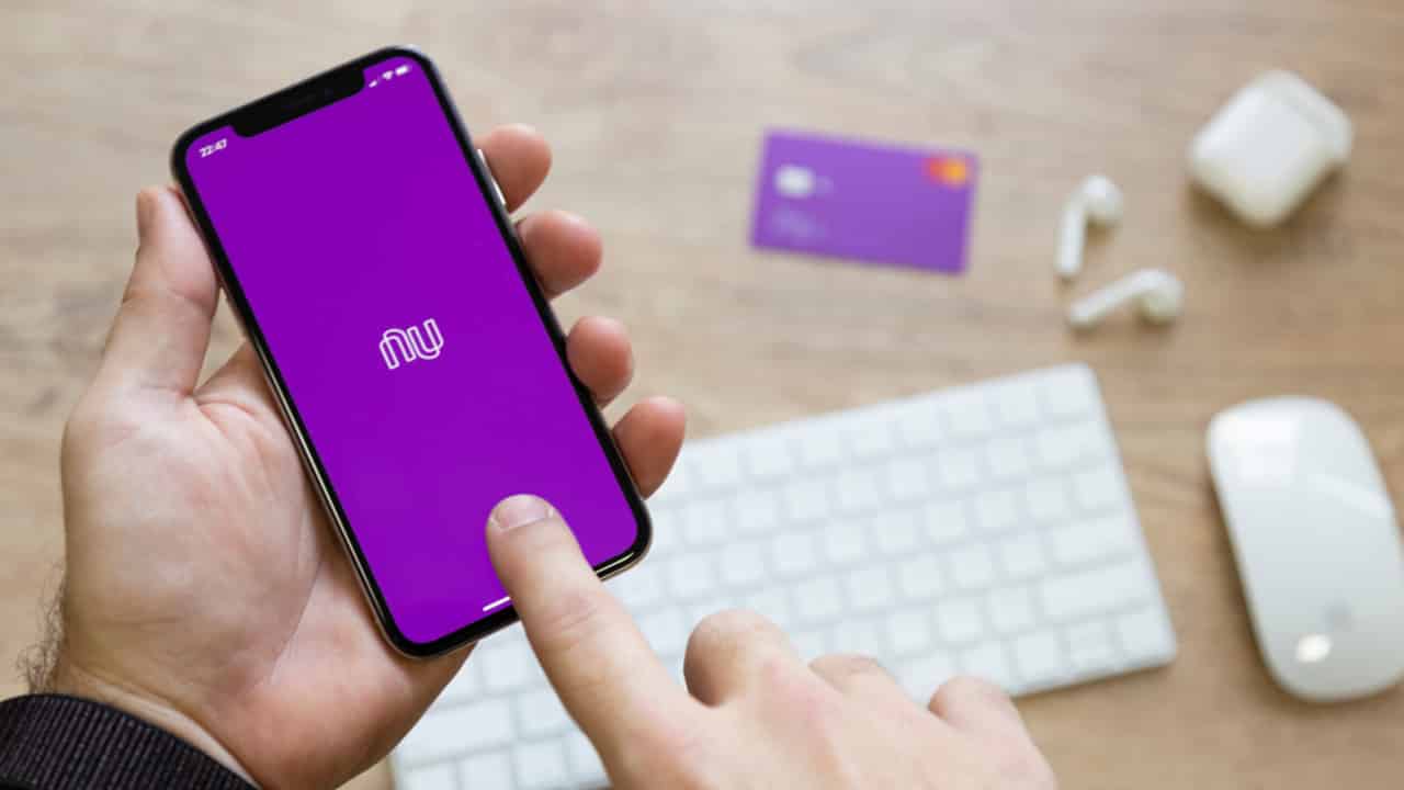 Nubank lança ferramenta que serve para dividir pagamentos com amigos