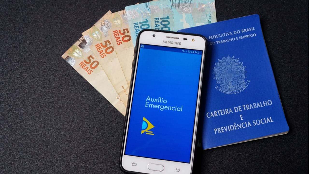 Quem tem seguro-desemprego pode pedir auxílio de R$ 600? Se ele acabar em maio ou junho, sim