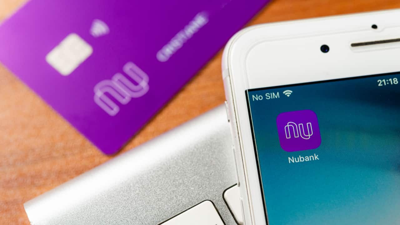 Nubank Rewards agora permite apagar compras em farmácias