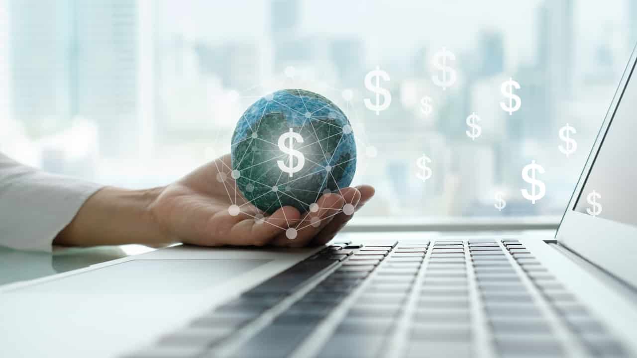 Serasa dá 5 dicas para vender online na quarentena
