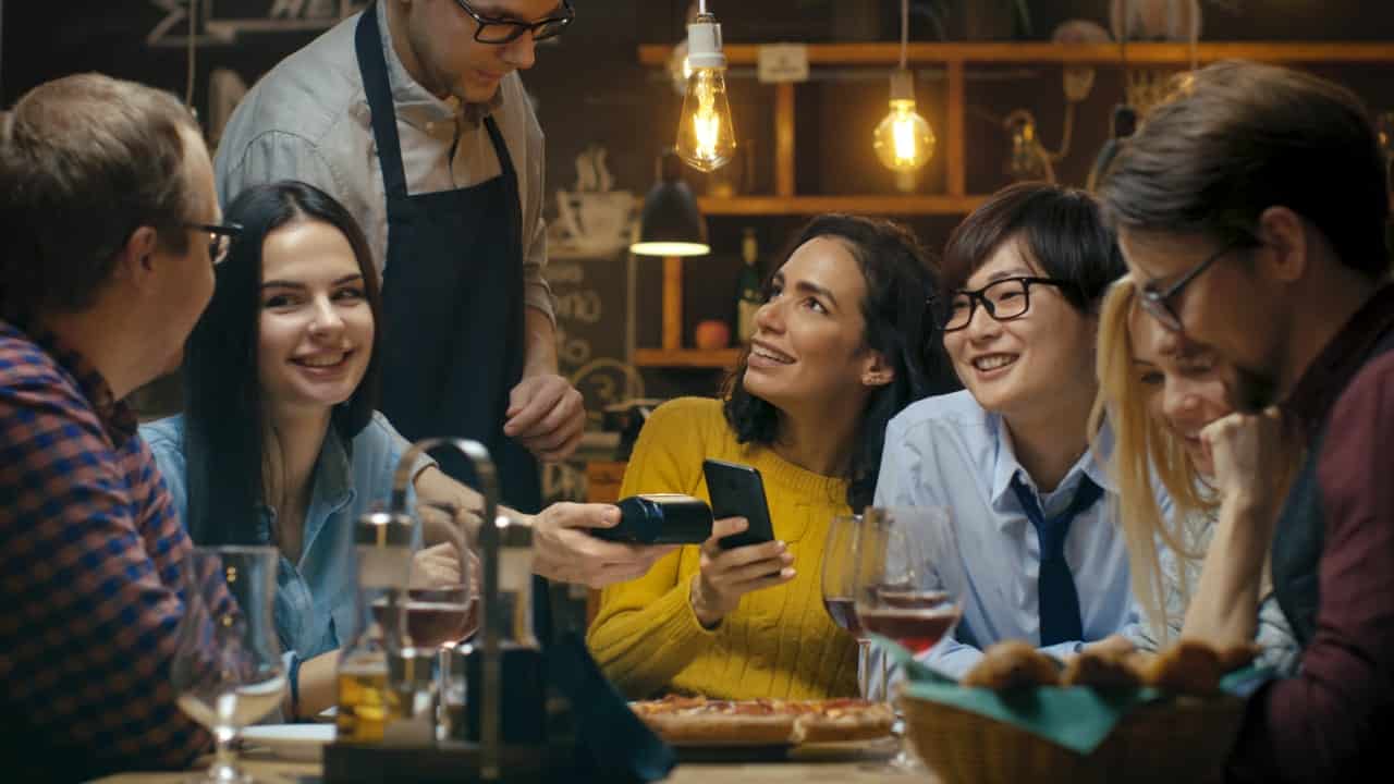 Donus: conheça a conta digital voltada para donos de bares e restaurantes
