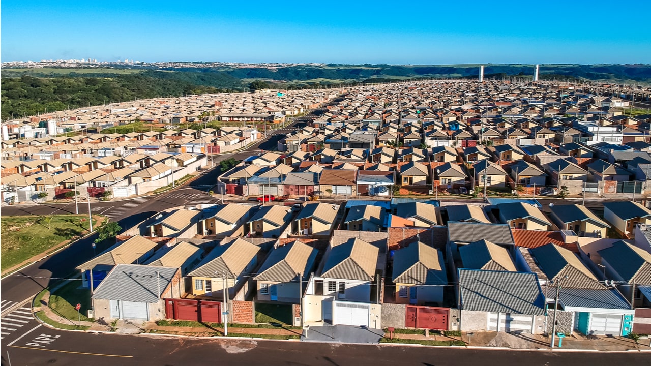 Projeto de Romário quer reduzir pela metade o valor das prestações do Minha Casa, Minha Vida