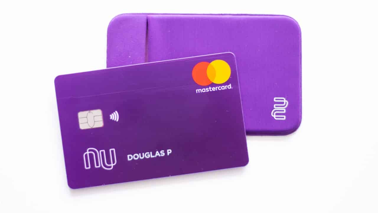 Saiba como é definido o limite do cartão de crédito Nubank e o que fazer para aumentá-lo
