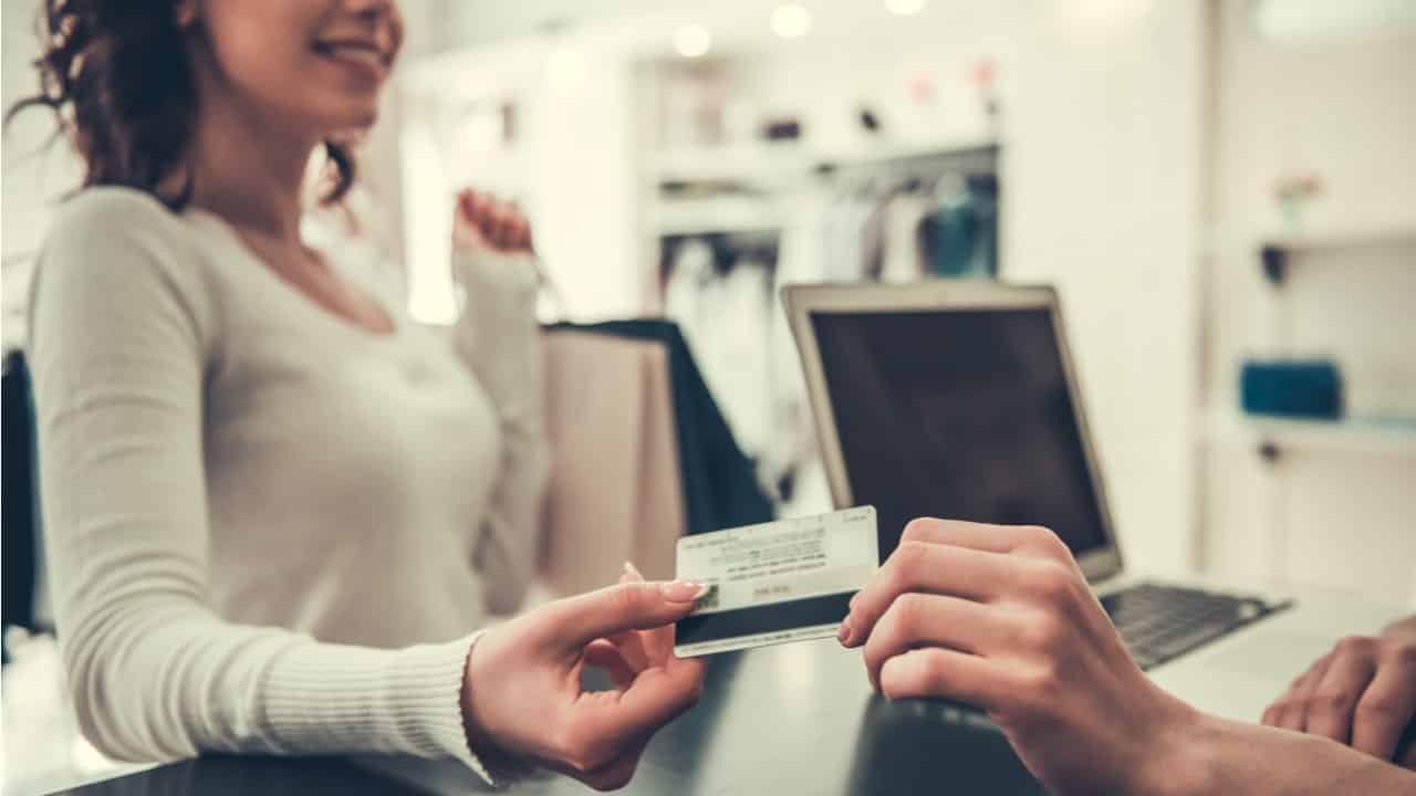 Confira cinco dicas para organizar suas vendas com cartão de crédito