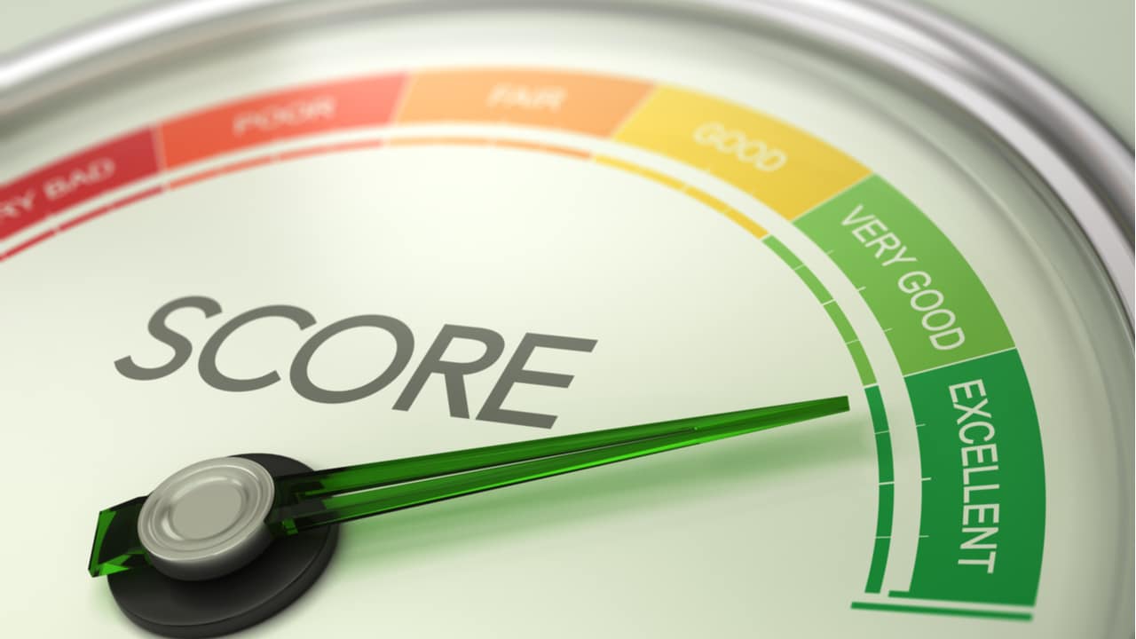 Serasa: Cliente que quitar dívidas vai aumentar imediatamente o seu score