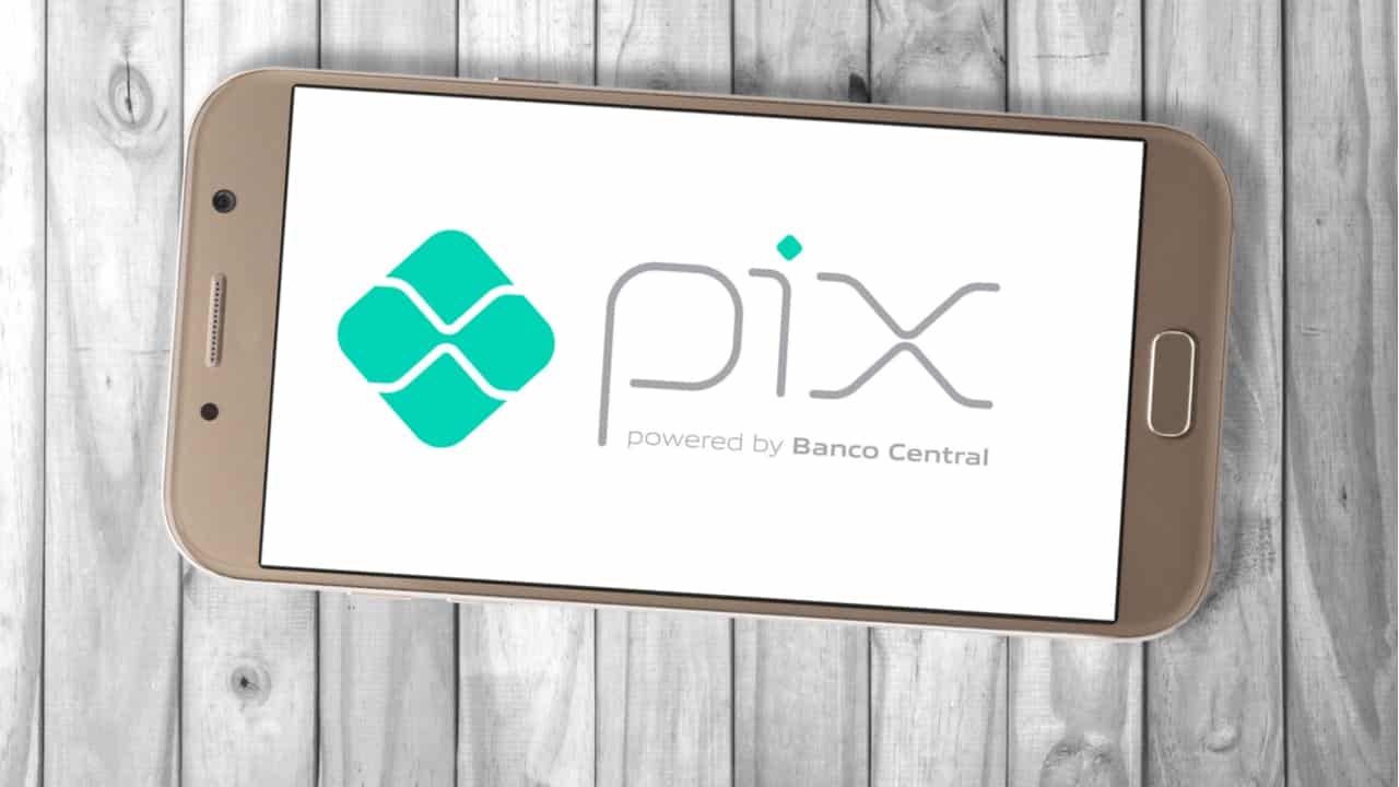 Pix vai começar a funcionar no dia 3 de novembro, mas com horários limitados