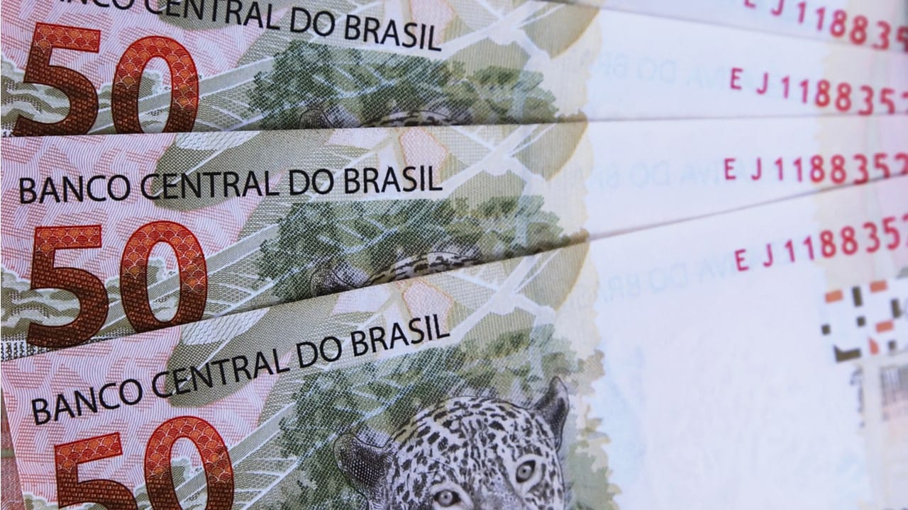 Governo adia decisão sobre fonte de recursos do Renda Cidadã, o novo Bolsa Família