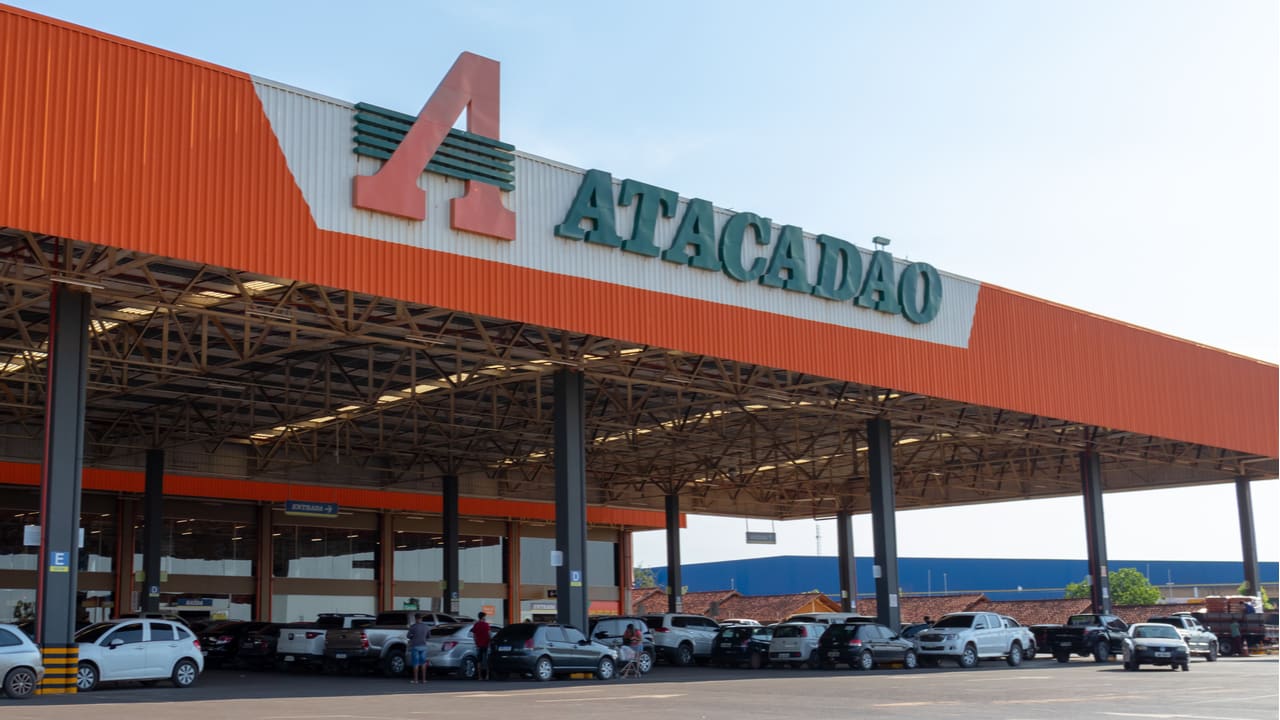 Cartões do Atacadão e Carrefour são de fácil aprovação?